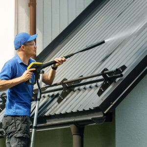 Soft Washing or Pressure Washing – Which is the Right One for You