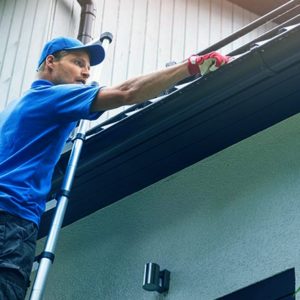 When Clean Gutters: Six Signs That Your Gutters Need Cleaning